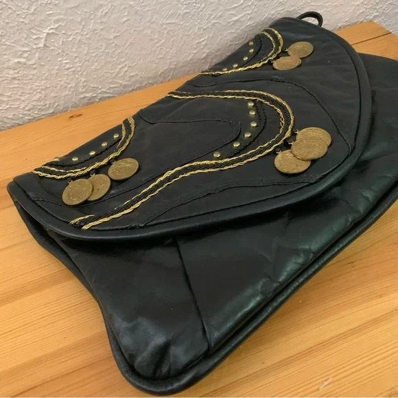 Vintage black leather clutch or crossbody purse with french coins - Picture 9 of 9